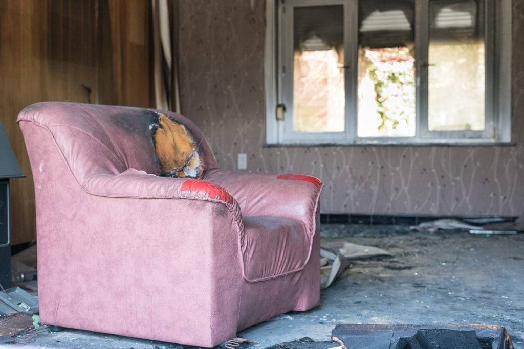 Sofa in Doel spookstad